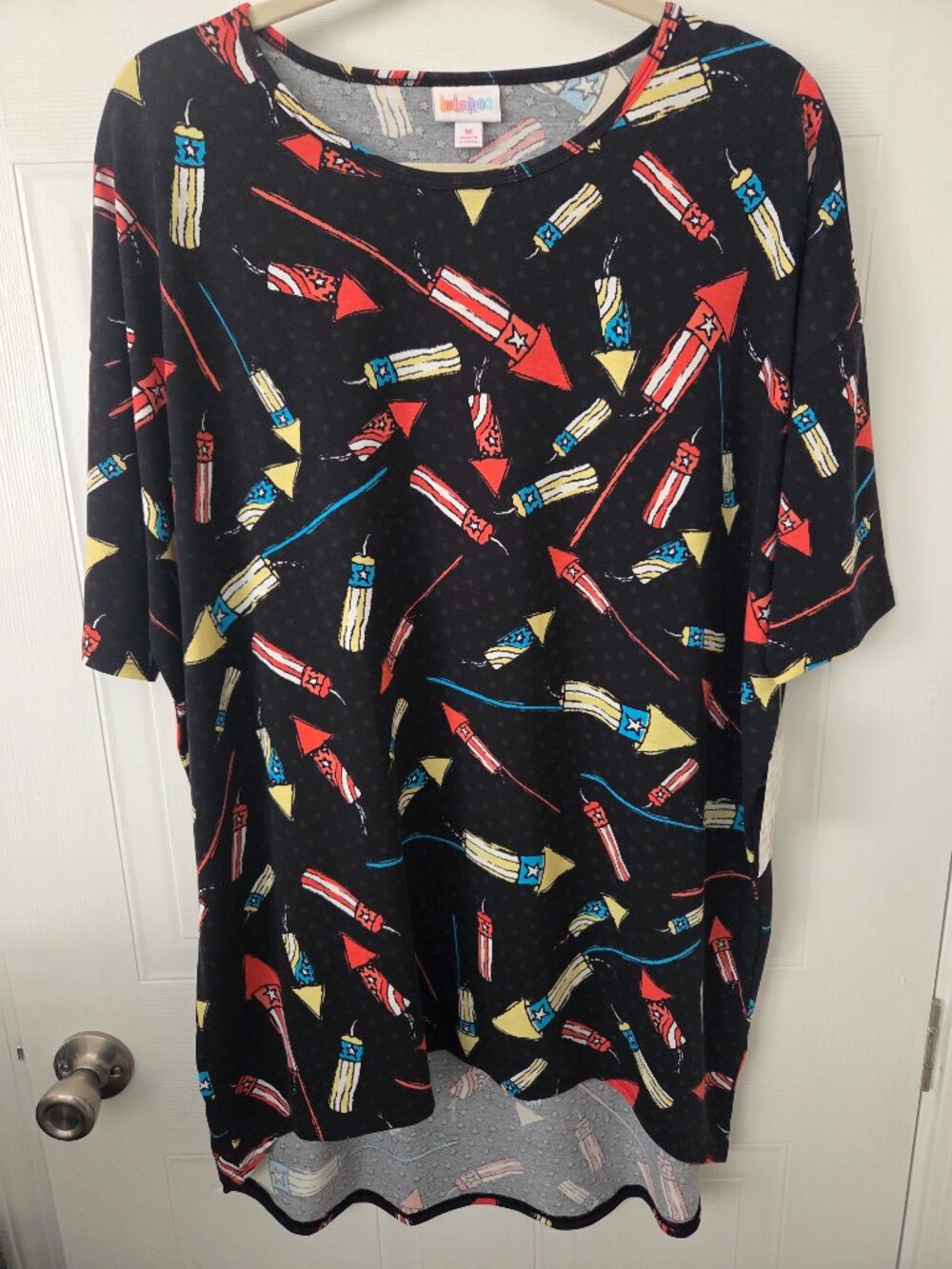 LuLaRoe Irma Patriotic Fireworks Tunic Top